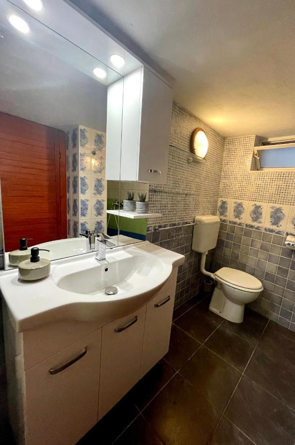 Sea Storm Apartments Изола Экстерьер фото